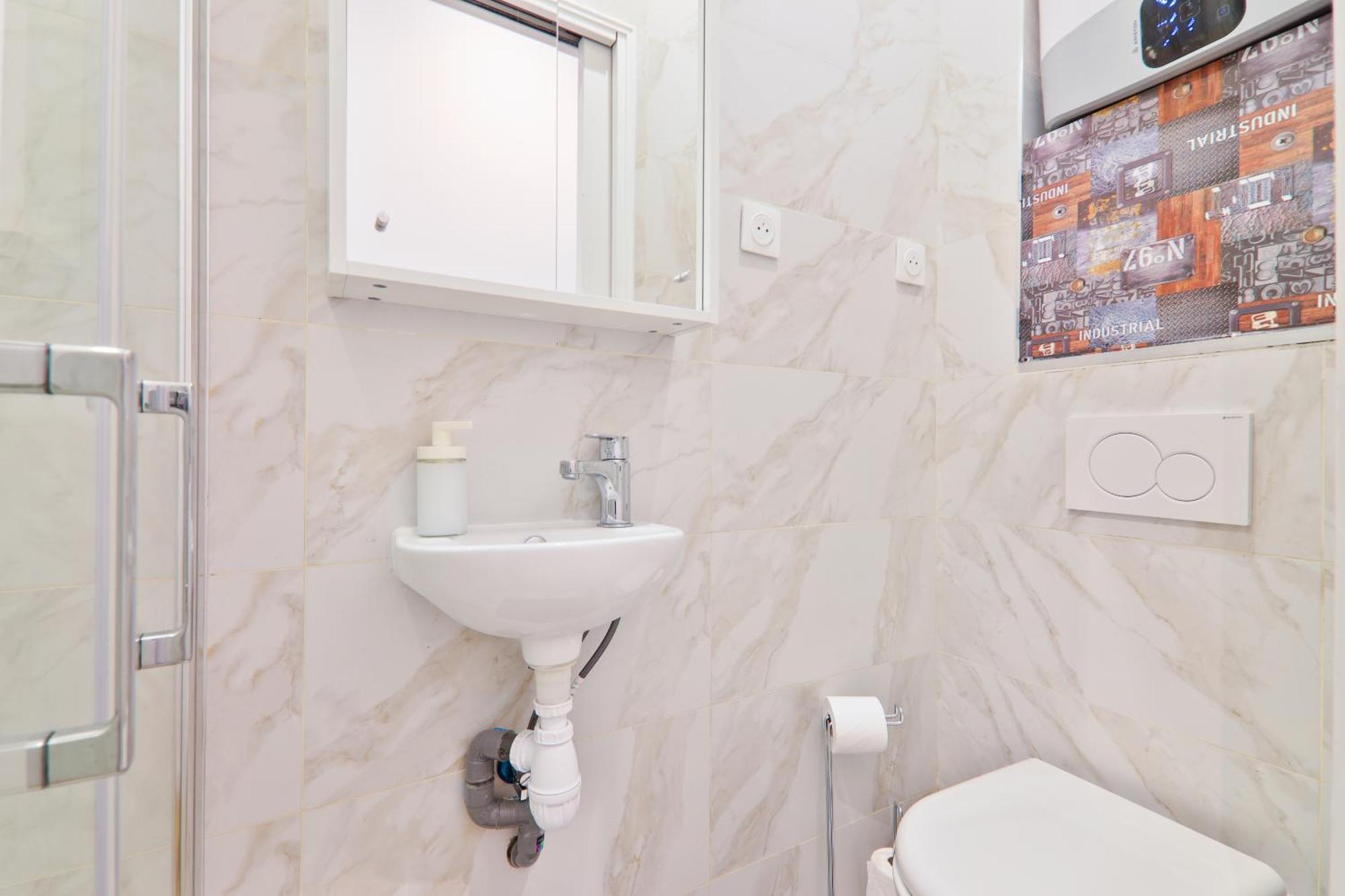 2 Bedroom Appartement Quartier Le Marais Free Netflix Parigi Esterno foto